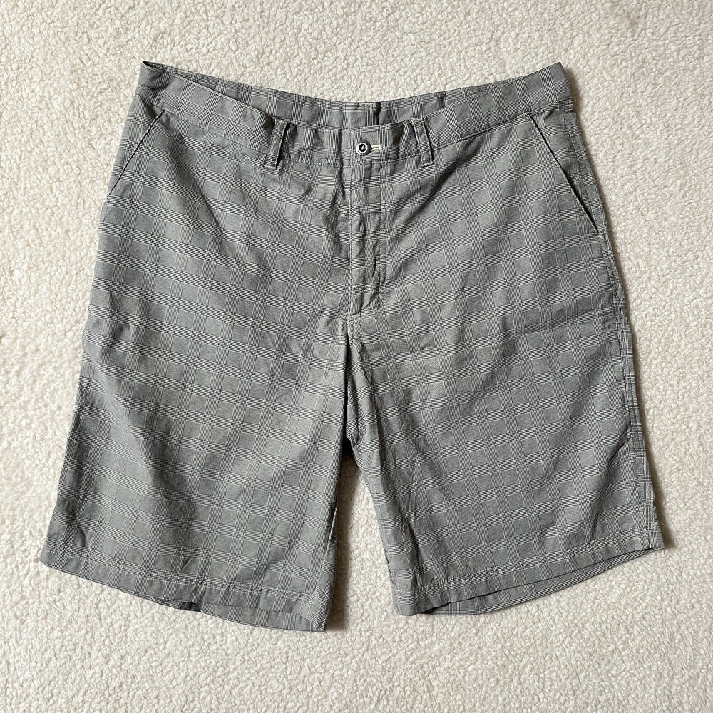 Patagonia Mens 40x12 Gray Plaid Stretch Chino Bermuda Shorts