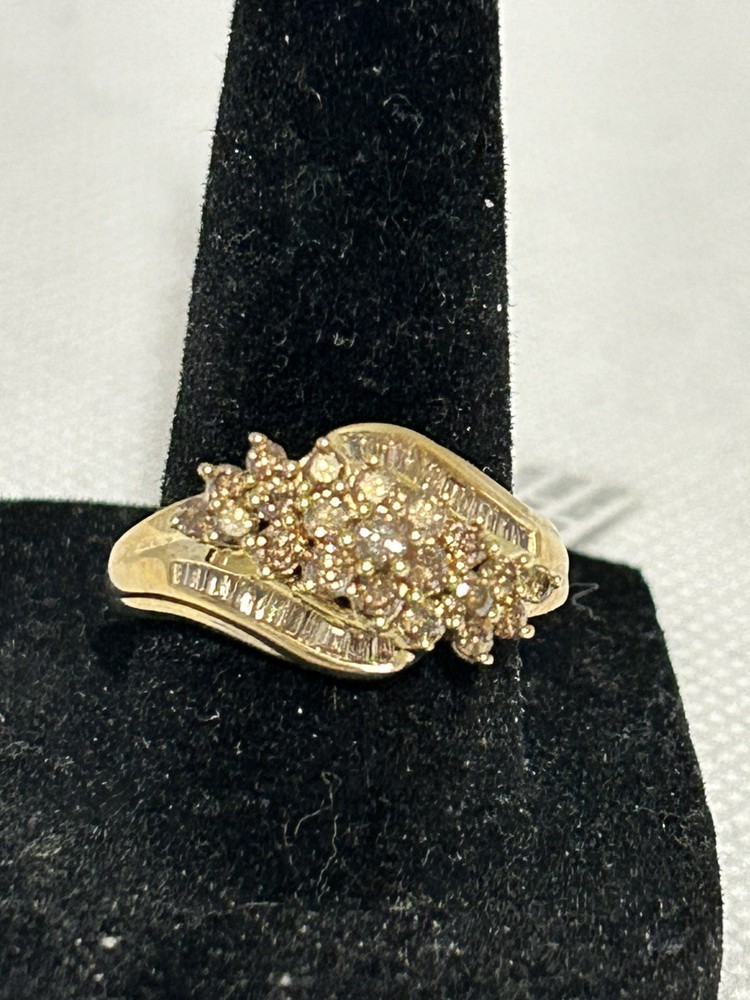 Champagne and White Diamond 10k yellow gold womens ring, size 9, Round, Baguette