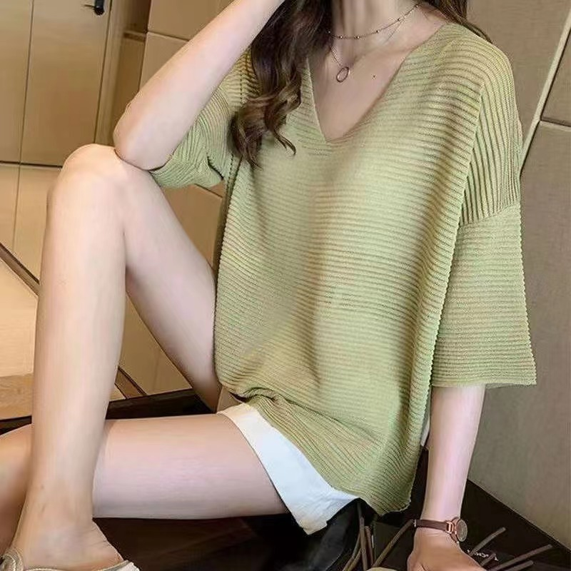 Women's Top Hollowed Out Knit Loose V-neck Pullover Solid Short Sleeved T-shirt