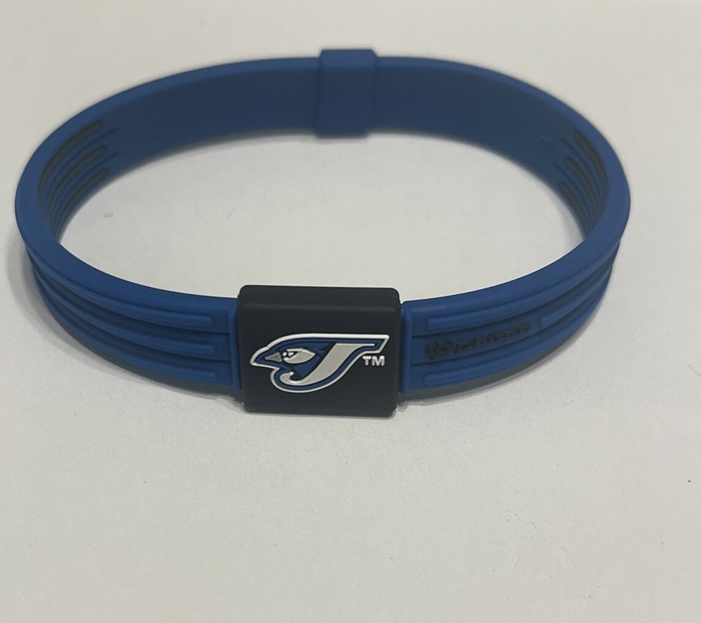 Vintage Toronto Blue Jays Phiten Titanium Bracelet Medium 6 3/4 New Loose