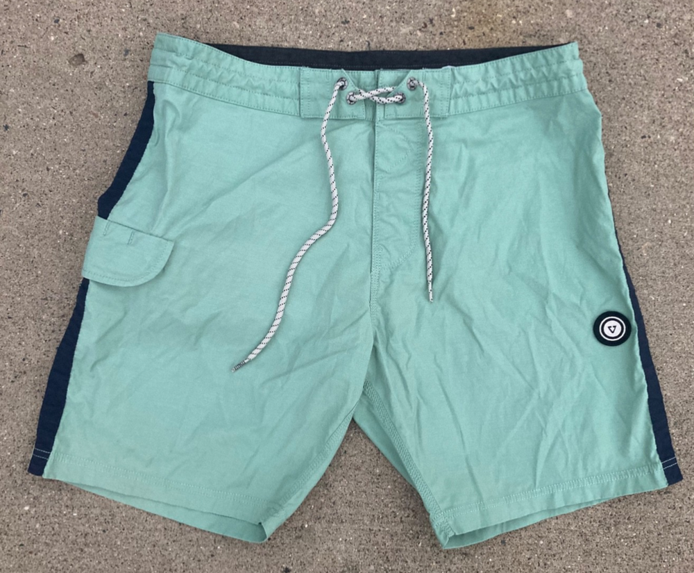 Vissla Shorts size 32 Cotton Nylon Light Green Board Shorts