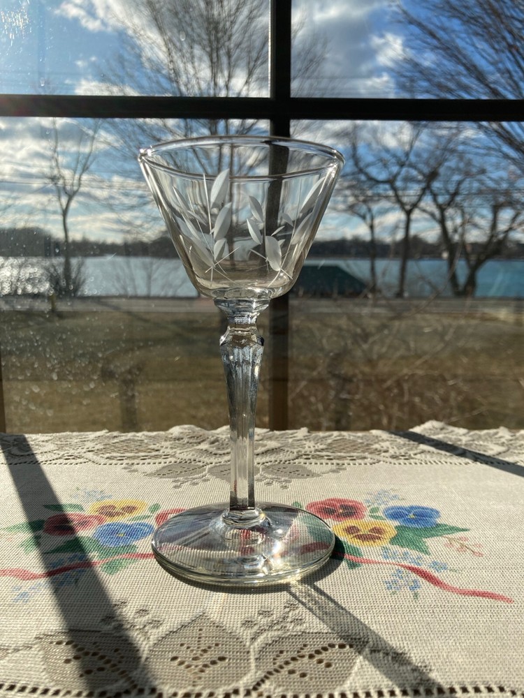 Vintage Libbey Windswept Champagne/Sherbert Glass ~5.5