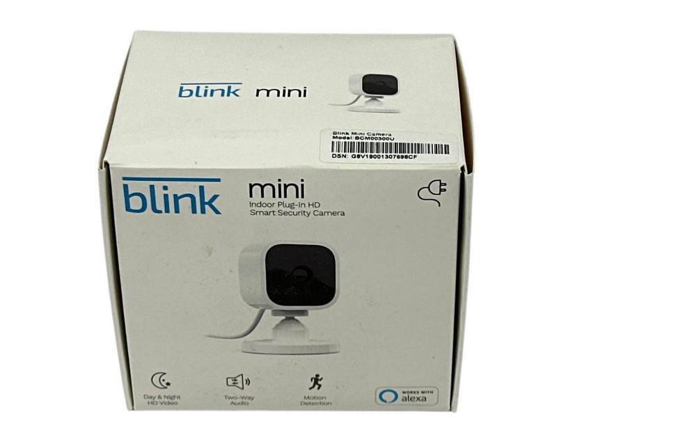 Blink Mini Indoor Plug-In HD Security Camera. (NEW)