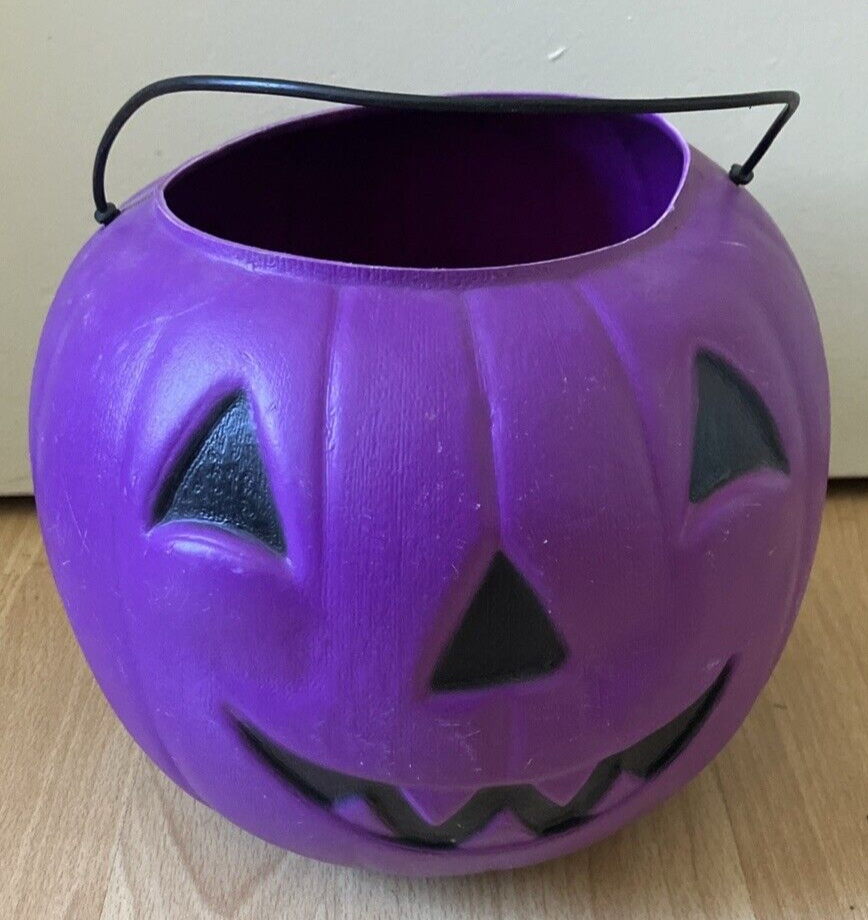 Vintage GENERAL FOAM Purple Halloween Pumpkin Blow Mold Candy Bucket