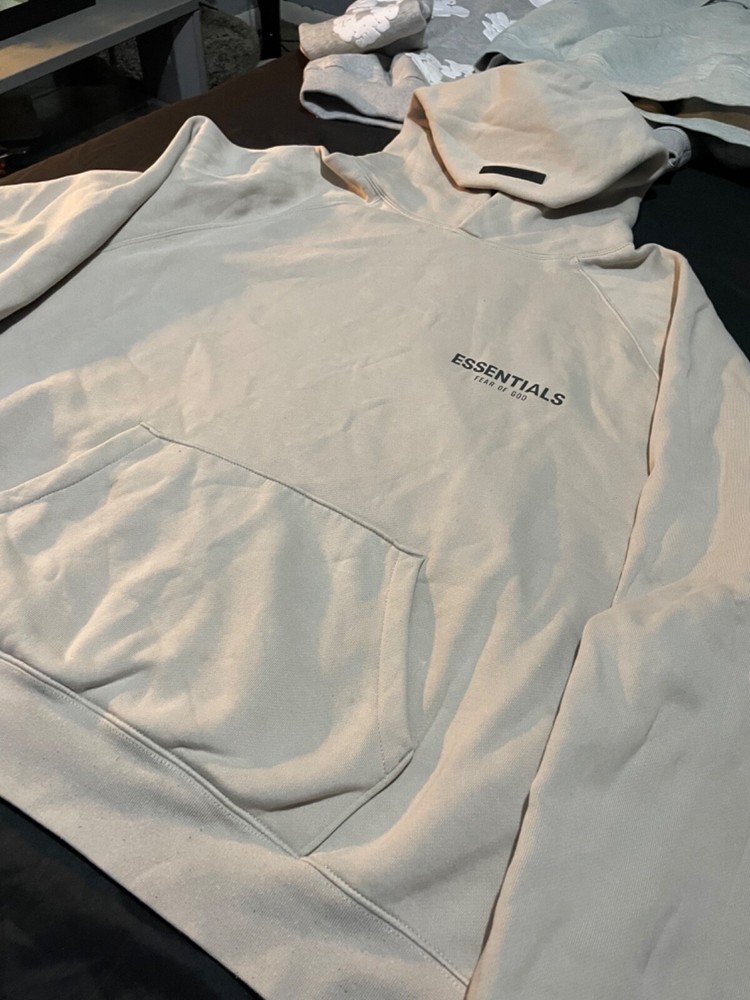 Men Fear of God Essential Hoodie for Streetwear Style