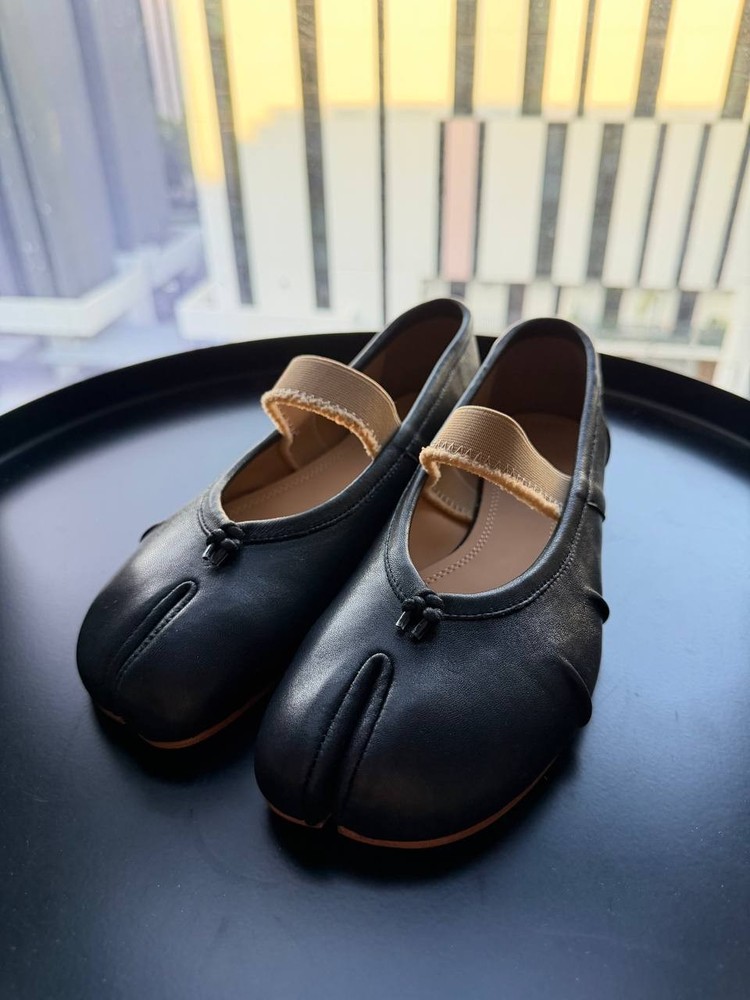 Maison Margiela Tabi Flat Ballerinas – Black, Size 38,25cm