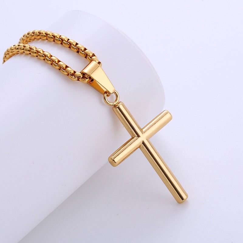 18K Gold Plated Unisex Cross Pendant Necklace for Men and Women