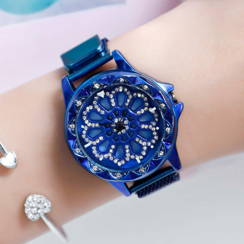 Elegant Ladies Celebrity Vibrato Quartz Watch with Rotating Turntable and Magnet