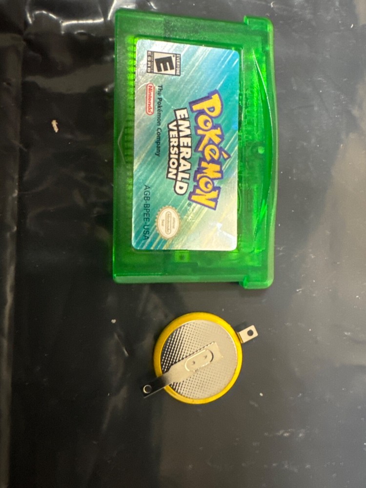 Pokemon Emerald - Nintendo Game Boy Advance - Authentic - Cartridge - Tested