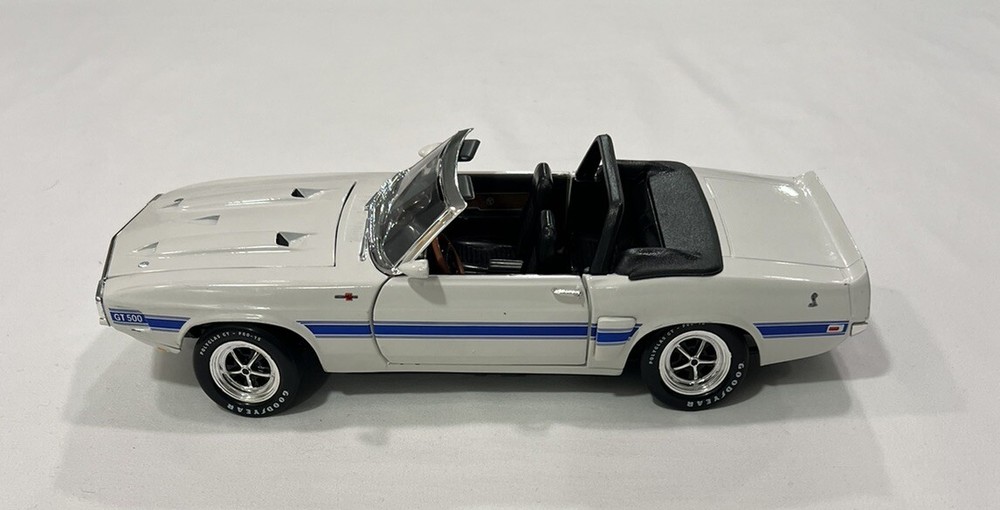 1969 Shelby GT-500 White 1:18 American Muscle ERTL DieCast