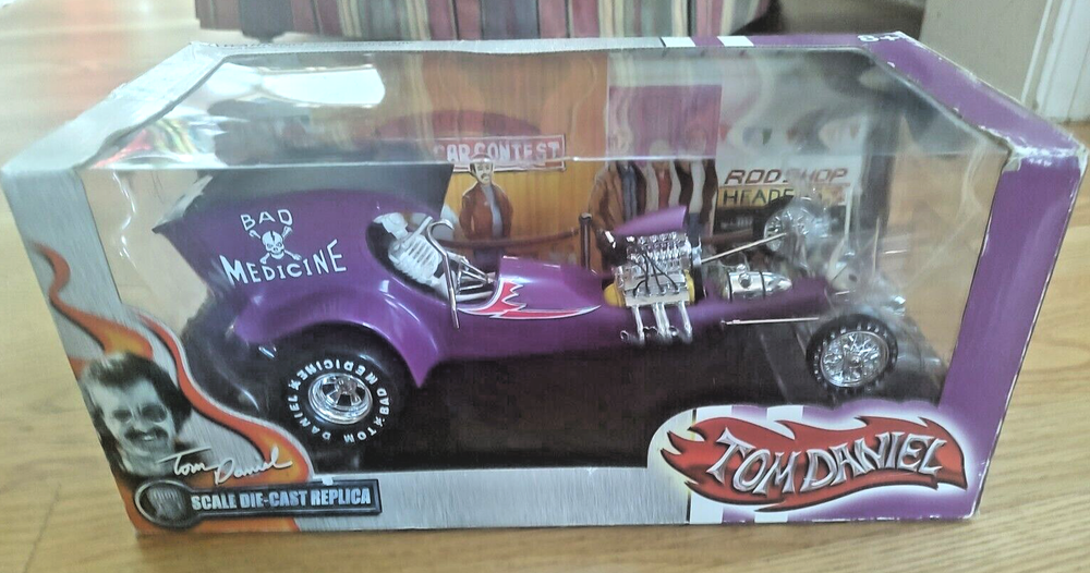 1/18 Iron Legends Tom Daniel BAD MEDICINE Toy Zone New - Box has Wear