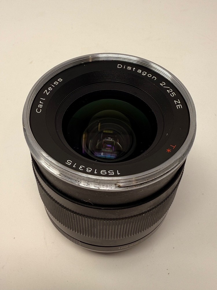 Carl Zeiss Distagon T 2/25 ZE Lens