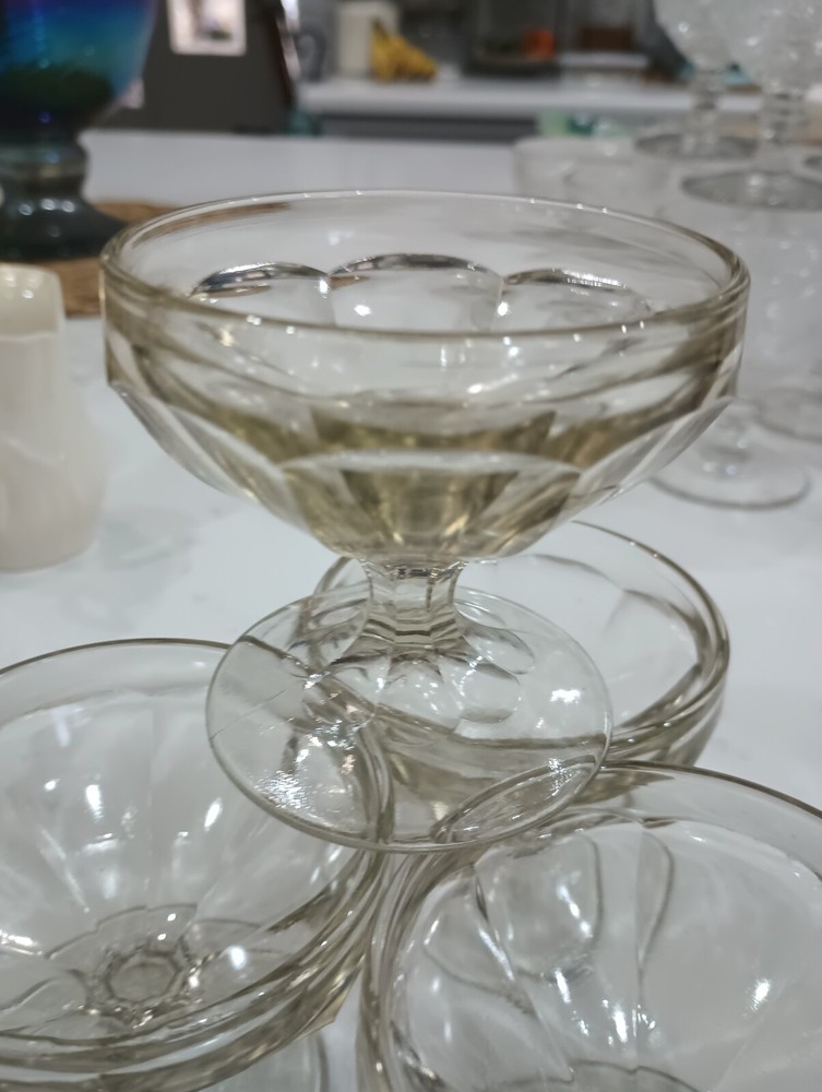 Vintage 1940s-50s Set of 4 Glass Footed Dessert Cups for Ice Cream & Pudding