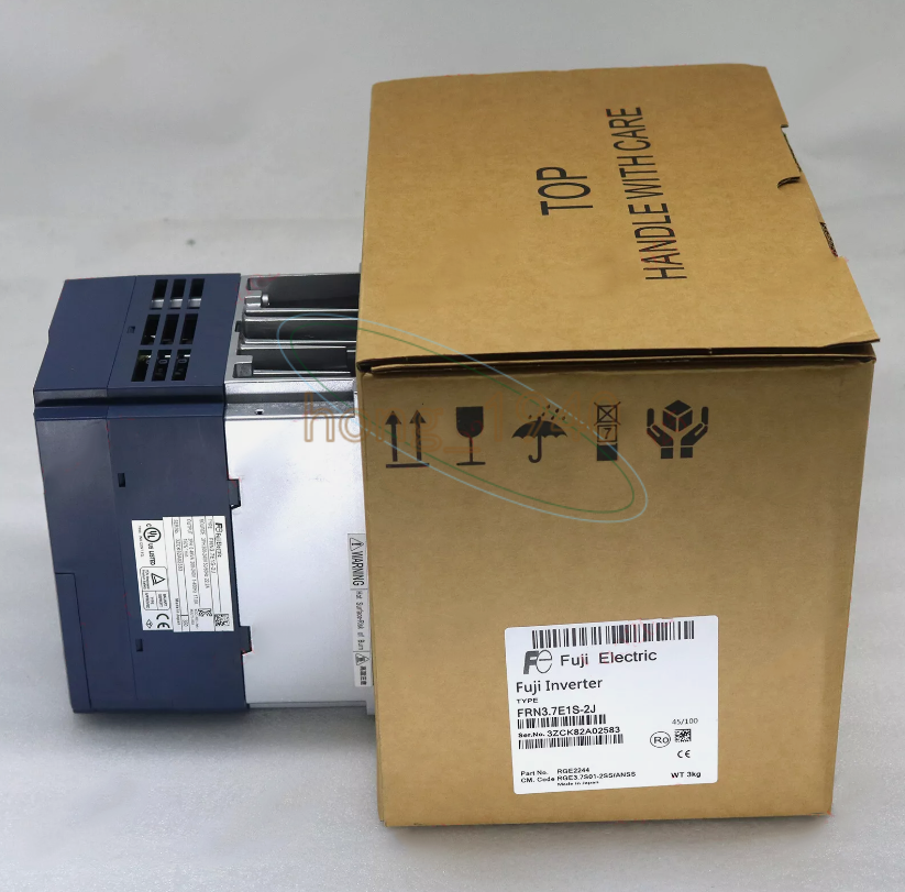 1PCS NEW Fuji Inverter FRN3.7E1S-2J
