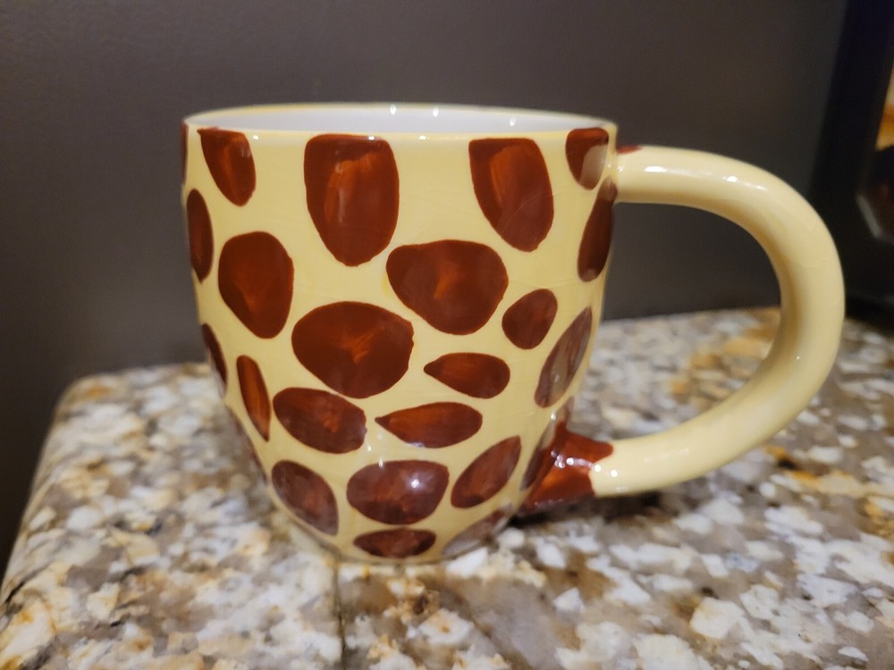 Pier 1 Imports 4-inch Giraffe Coffee Mug with 3D Peek-a-Boo Surprise