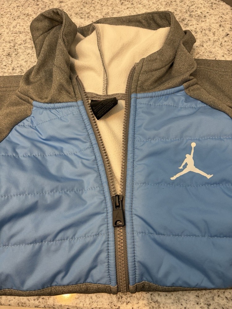 Nike Air Jordan Youth Zip-Up Track Jacket Columbia Blue, Size M