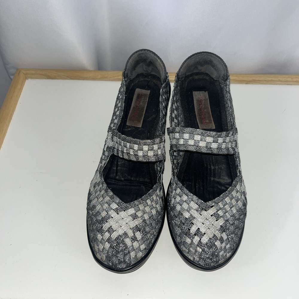 Bare Traps Ursala Women Size 8 Silver Basket Weave Mary Jane Wedge Shoes