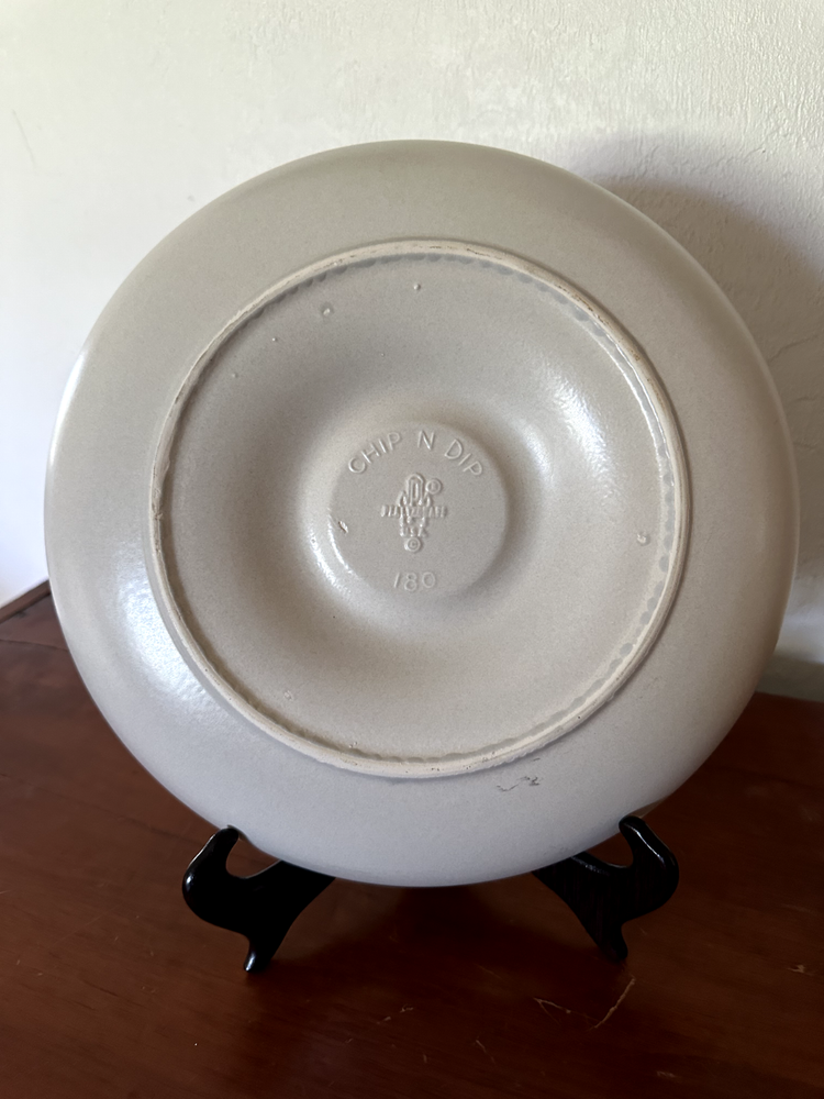 Pfaltzgraff Yorktowne 180 Chip and Dip Ceramic Serving Platter