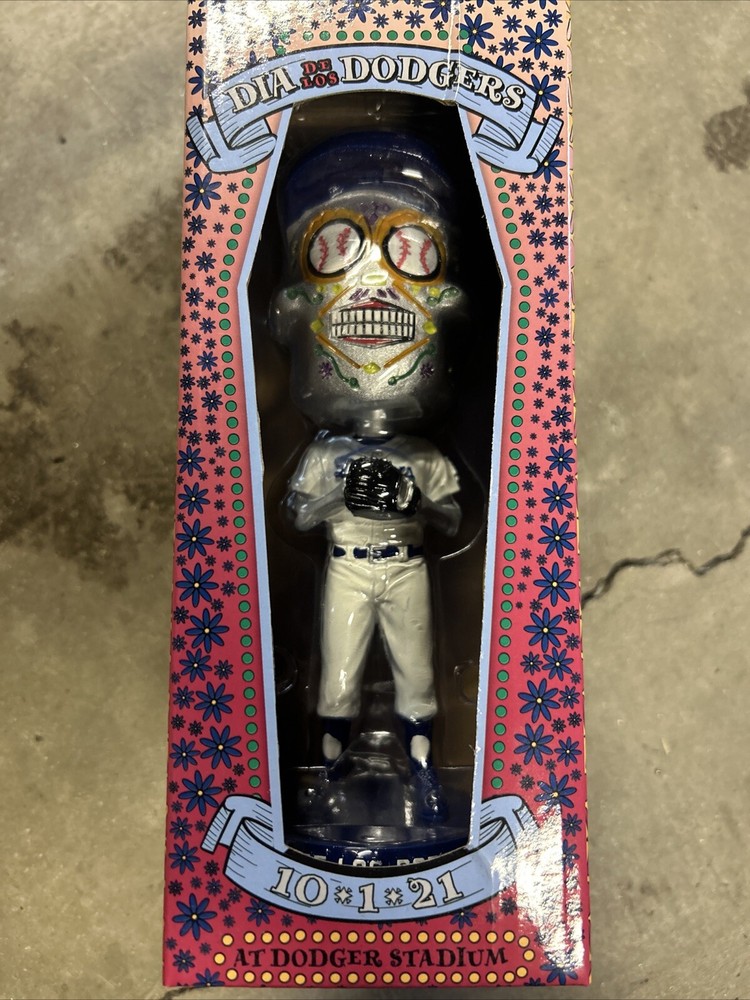 DIA DE LOS DODGERS 2021 Sugar Skull Bobblehead SGA 10/1/21 ; New In Box