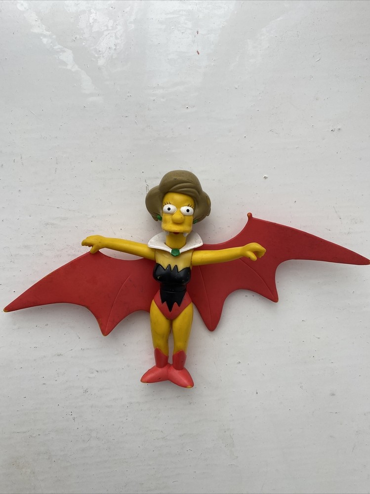 PLAYMATES SIMPSONS EDNA KRABAPPEL VAMPIREDNA VAMPIRE FIGURE