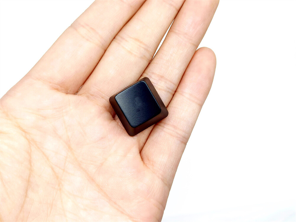 Replace Corsair mechanical keyboard ESC keycap with this durable replacement