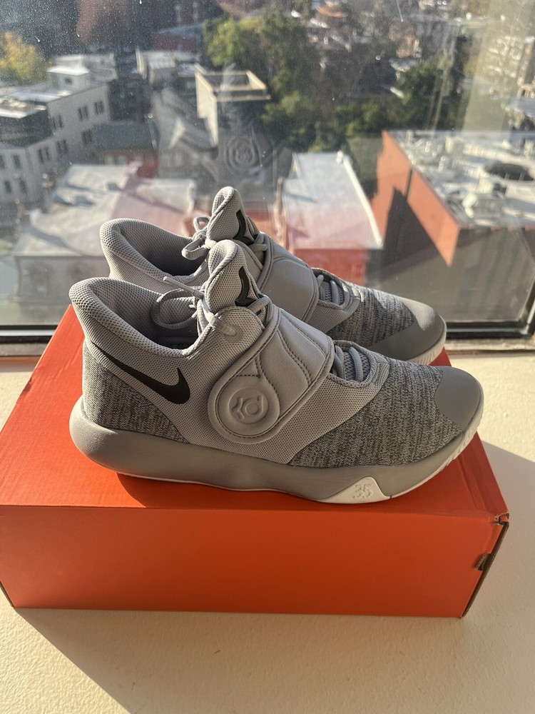 Used KD Trey 5 VI Basketball Shoe/ Wolf Grey Mens 7.5 M/ AA7067 003