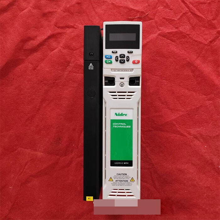 1pc used CT inverter M701-04400150A 5.5/7.5KW380V #F8