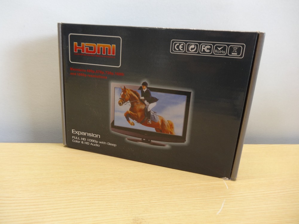 Full HD 1080P VGA to HDMI Converter with Audio for HDTV-image