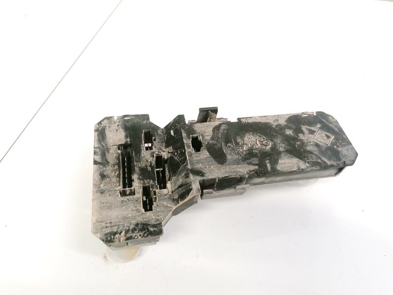 3B9945257 lamp holder taillight taillight inside tailgate de1505565-49