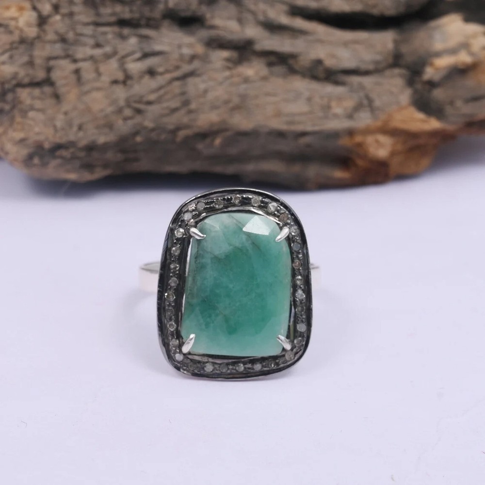 Elegant Green Beryl 925 Sterling Silver Pave Diamond Handcrafted Ring