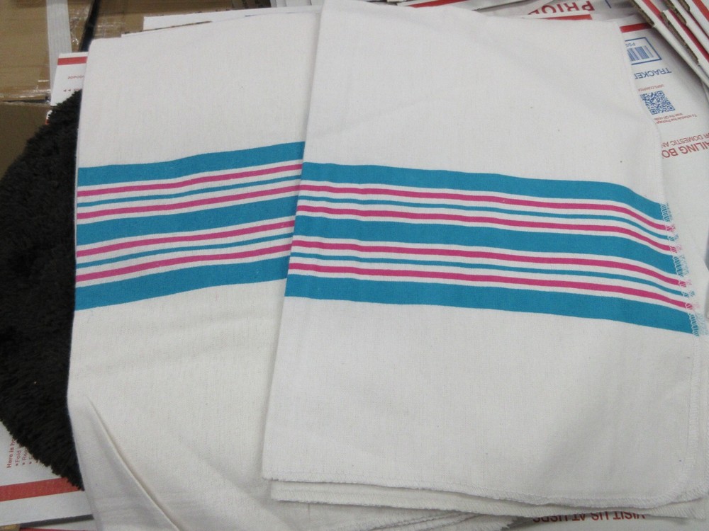 Hospital Receiving Blankets Swaddle/Wrap/Throw Newborn Baby/Infant *LOT OF 2 *