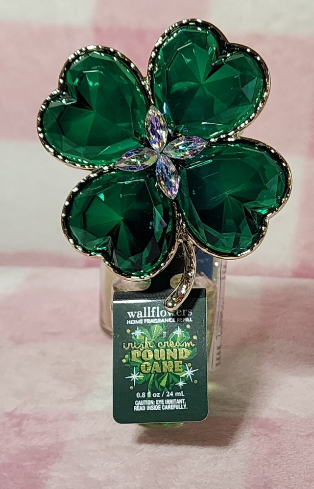 HTF Bath & Body Works Shamrock Light Up Wallflower Plug With Irish Poundcake...