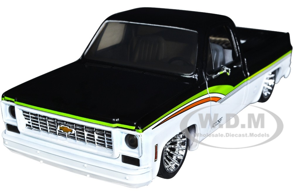 Box Damaged 1973 CHEVROLET CHEYENNE SUPER 10 