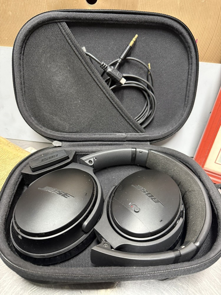 Bose Quiet Comfort 35 II Noise Cancelling Series 2 Wireless Headphones QC35 Nice