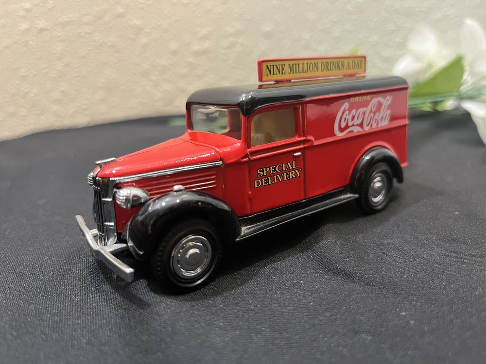 Matchbox Collectibles1937 GMC Coca Cola Van 1:43 Scale (vintage 1990’s)