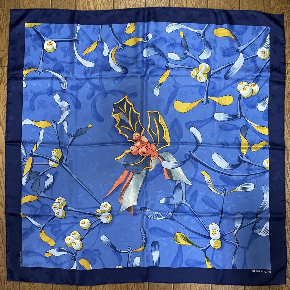 Hermes Care90 NEIGE DANTAN rare vintage scarf from Japan