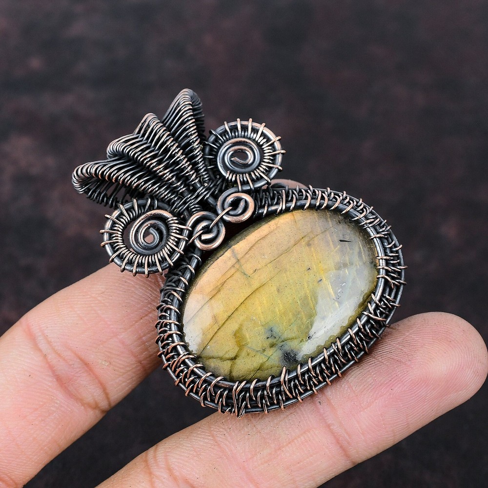 Mother's Day Special Copper Labradorite Wire-Wrapped Birthday Pendant Gift-image