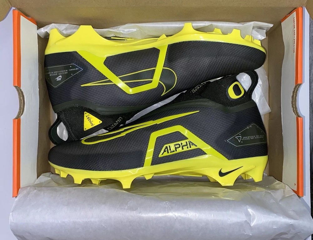 Nike Oregon Ducks Alpha Menace Elite 3 Team Issued Football Cleats Size 12.5