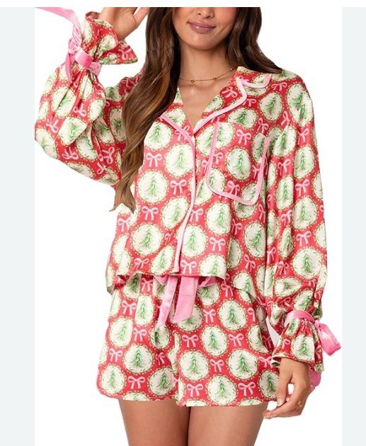Christmas Tree & Bow Prints Pajama Set Woman’s Pajama Short Set Size L NWT