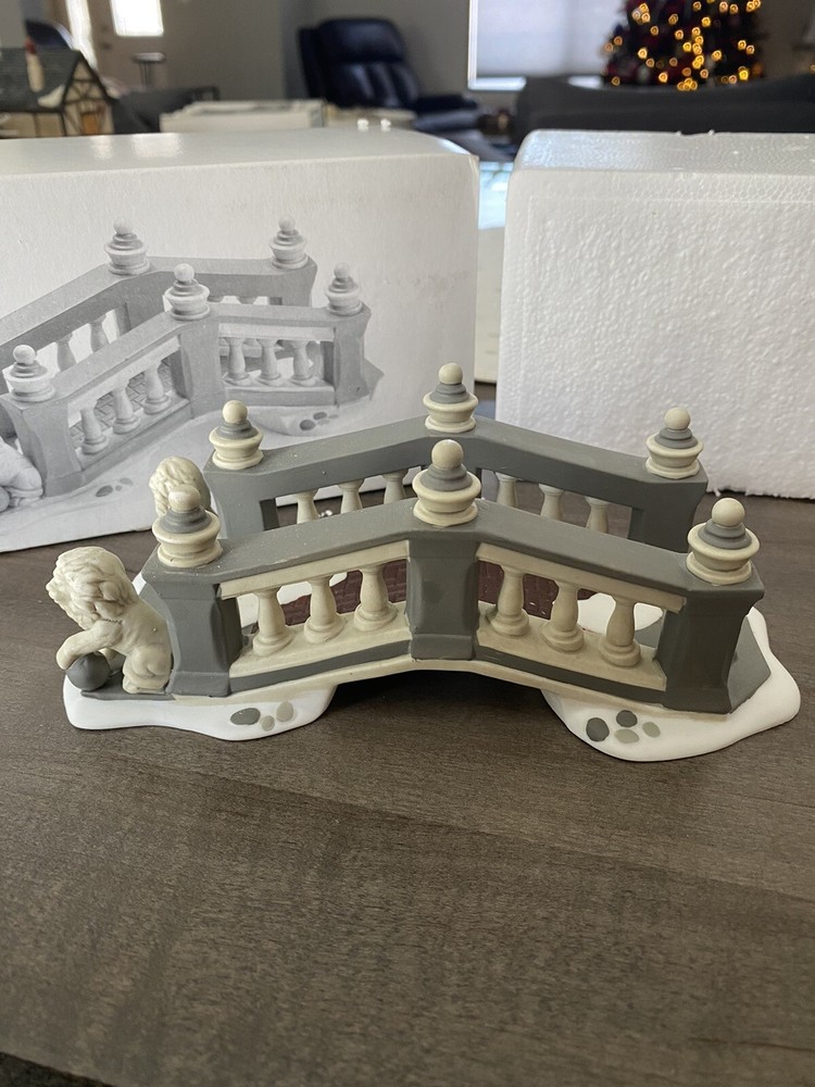 Dept. 56, Heritage Village Collection, 