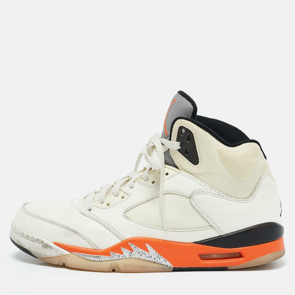 Air Jordans White/Orange Leather 6 Retro Lace Up Sneakers Size 44
