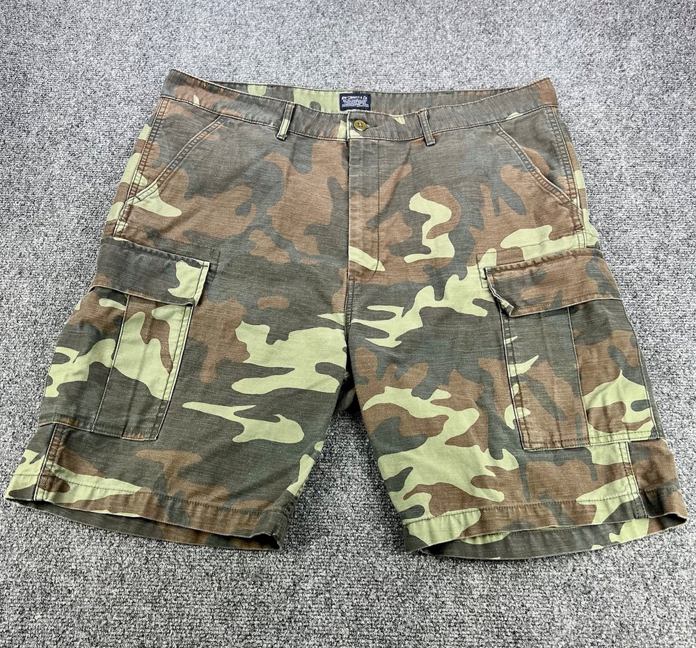 Levis Shorts Mens 40 Camo Print Cargo Army Loose Fit Heavy Cotton Utility Y2K