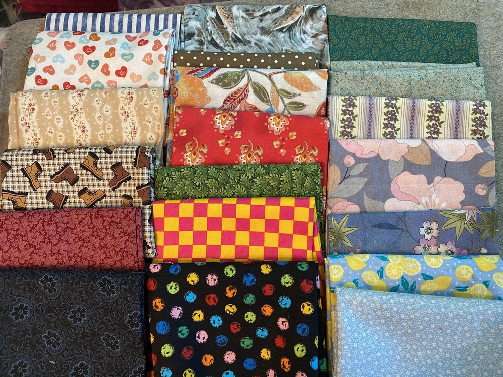 Lot of 20 Fat quarters quilters cotton, variety, destash Clearance Sale fq-image