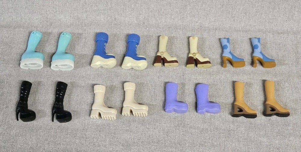 Bratz Doll Platform Boots Set - 8 Pairs 16 Pieces by MGA