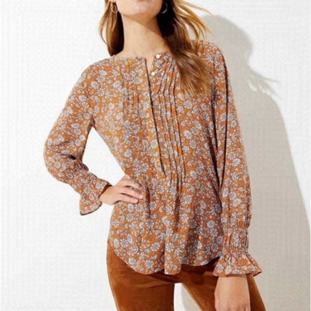 LOFT Crewneck Floral Print Pleated Front Blouse Size Small Lightweight Office