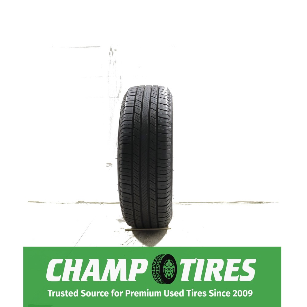 P205/65R16 Michelin Defender2 95 H Used 7/32nds