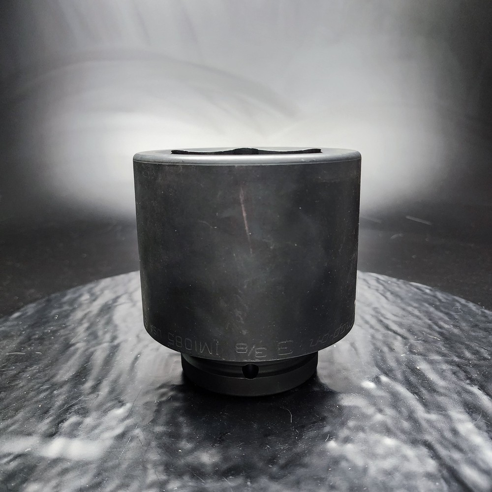 Snap-on IM1085 3-3/8 1-1/2 Drive 6 PT Shallow Impact Socket