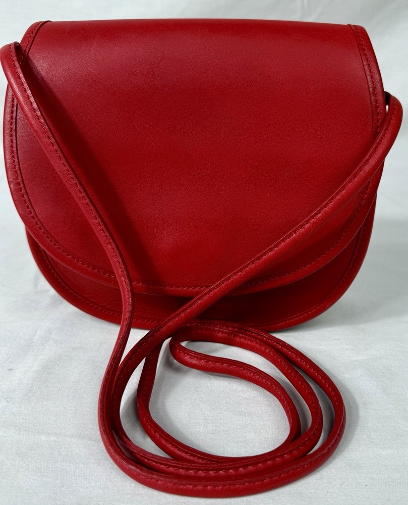 Vintage Coach Casey Rare Red Leather Small Crossbody Shoulder Bag 9923