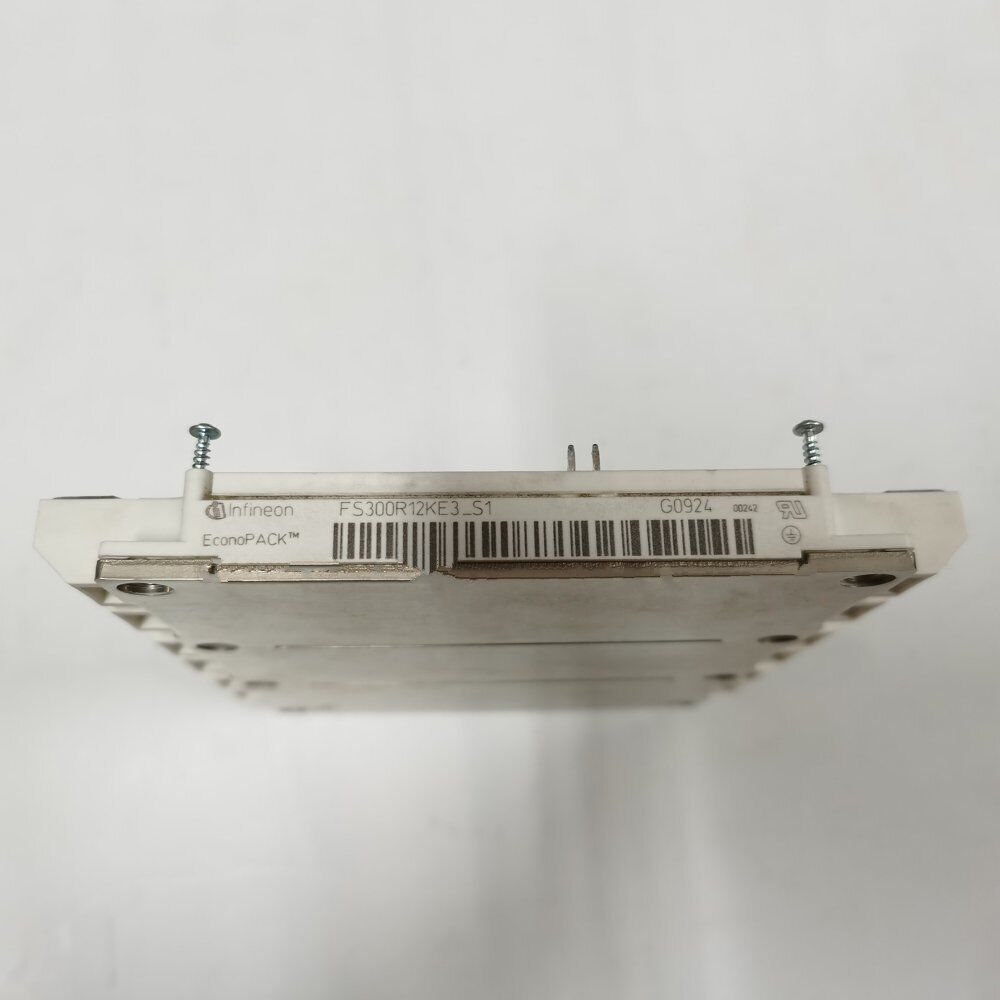One New For /EUPEC FS300R12KE3_S1 FS300R12KE3-S1 Module #F8