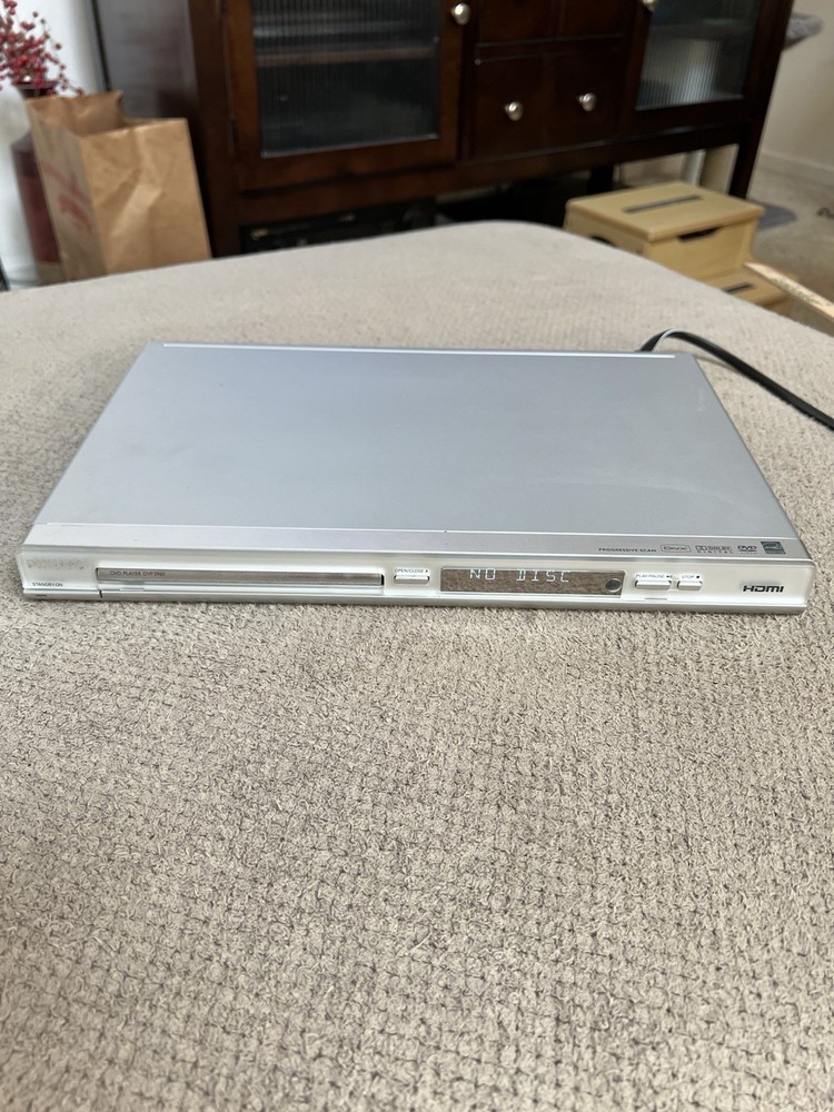 Philips DVD Player Silver Progressive Scan HDMI, Model DVP3960/37 *Tested